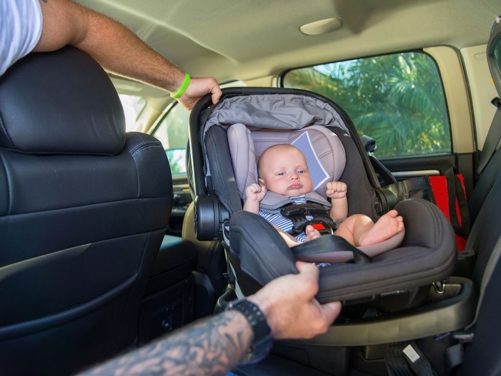 Top 10 Best Infant Car Seat Bases Reviews Of Dec 2022 25 Infant Car Seat Base To Make The Task Of Installing Your Infant Seat Easy