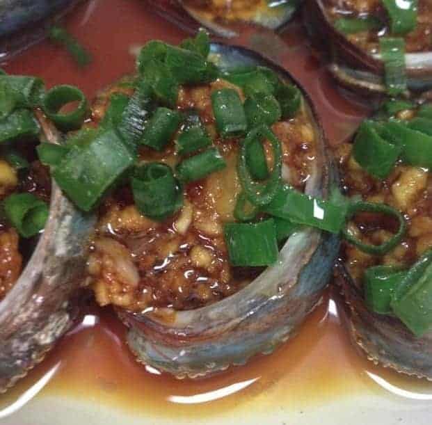 Steamed Abalone with Green Onions Oil Recipe