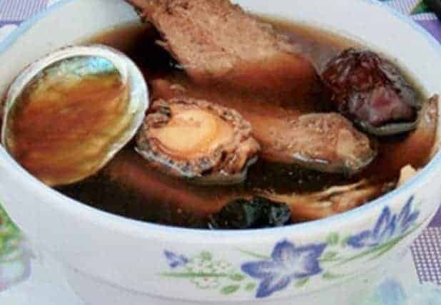 Abalone with Angelica, Sealwort, Fleece-flower Root Soup