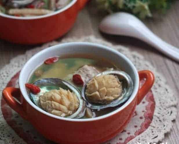 Stewed Abalone With Lean Pork Soup