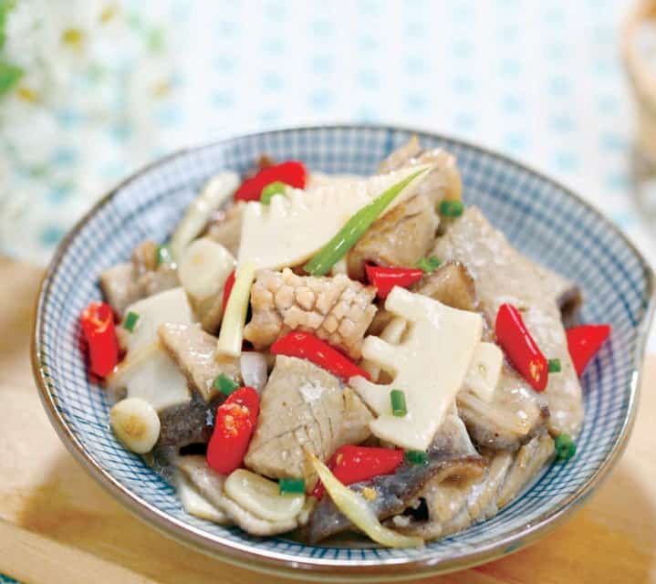 Stir-fried Winter Bamboo Shoots Lamb Tripe