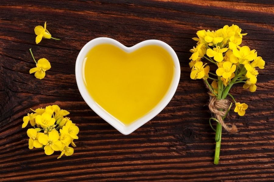 What Features Should You Consider When Buying Canola Cooking Oil