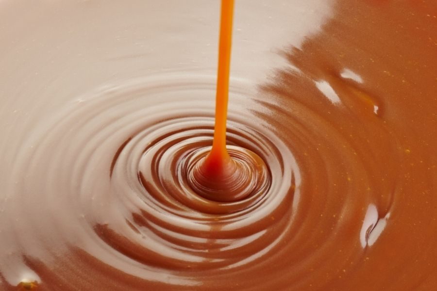 What Features Should You Consider When Buying Caramel Sauce