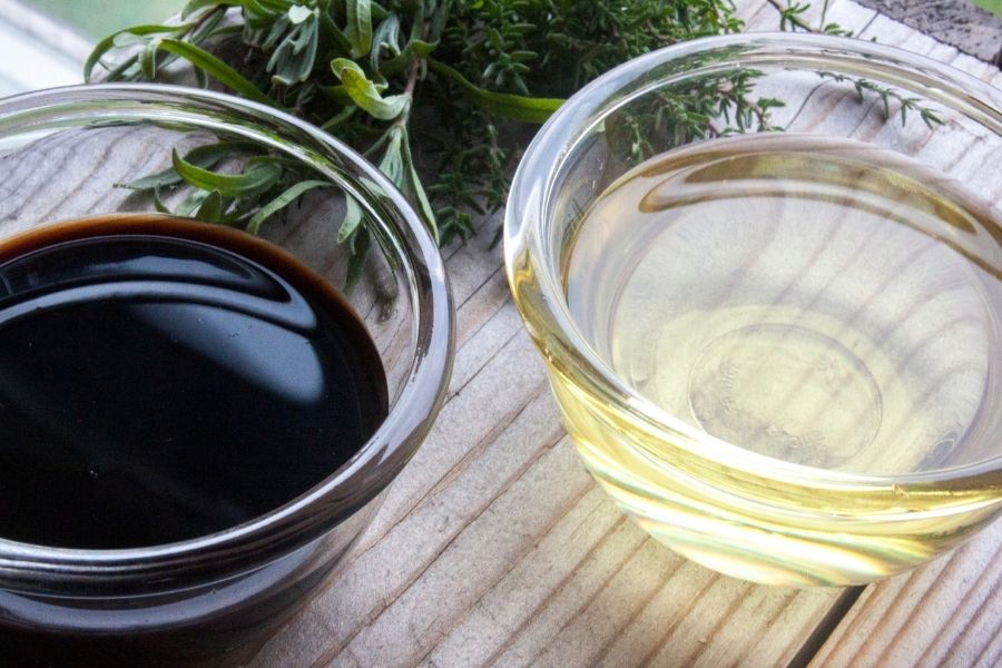 What Features Should You Consider When Buying Rice Vinegar